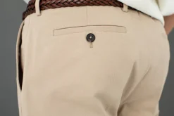 Drapeau Noir Chino Twill Italien - Coupe Ajustée Beige Online