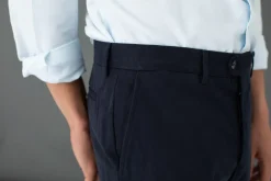 Drapeau Noir Chino Twill Italien - Coupe ajustée Marine Hot