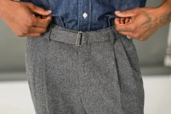 Drapeau Noir Pantalon Flanelle à Double Pince - Chevrons Gris Hot