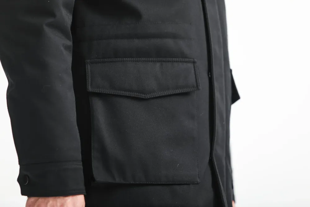 Drapeau Noir Parka Classique Imperméable e Noir Store