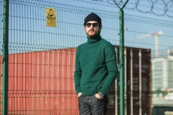 Drapeau Noir Pull Col Roulé Laine d'Agneau Vert Store