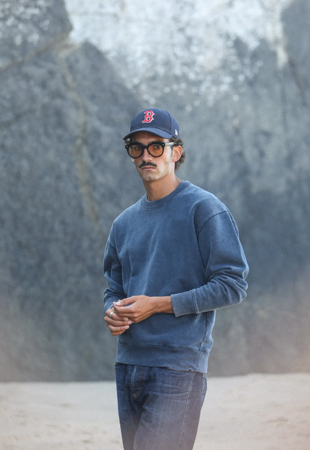 Drapeau Noir Sweatshirt Confort Acid Wash Indigo Marine Flash Sale