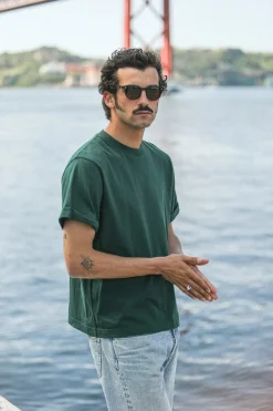 Drapeau Noir Tee-Shirt Confort Vert Forêt Online