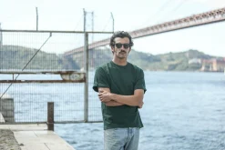 Drapeau Noir Tee-Shirt Confort Vert Forêt Online