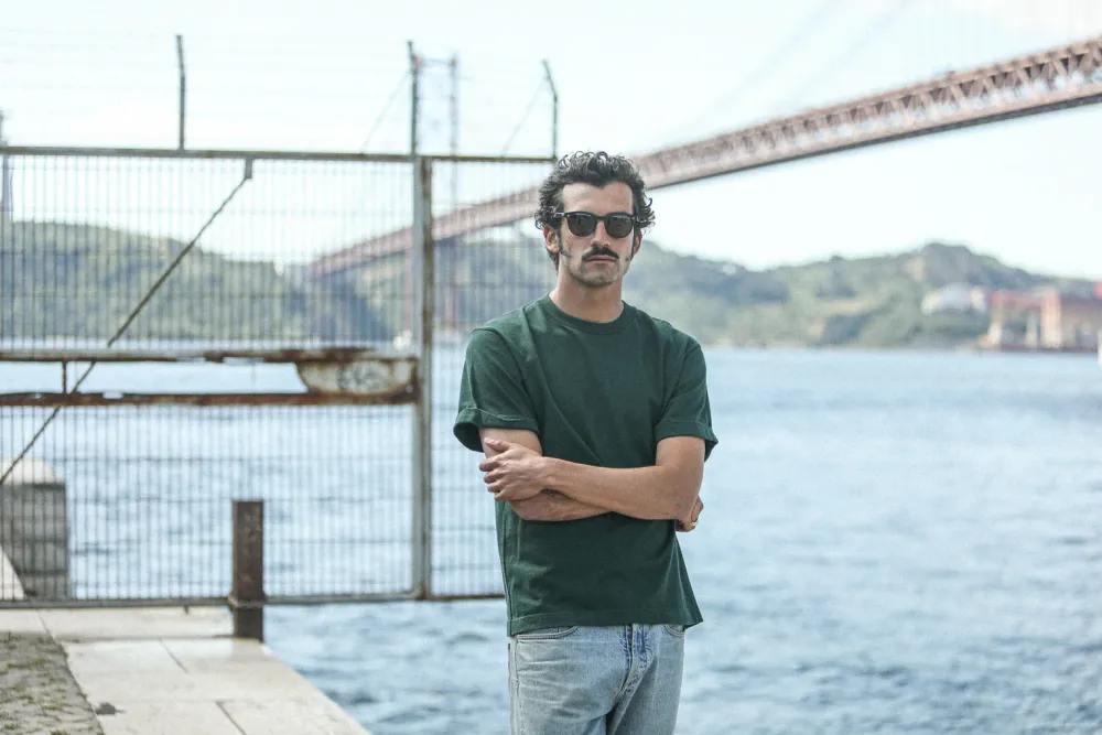 Drapeau Noir Tee-Shirt Confort Vert Forêt Online