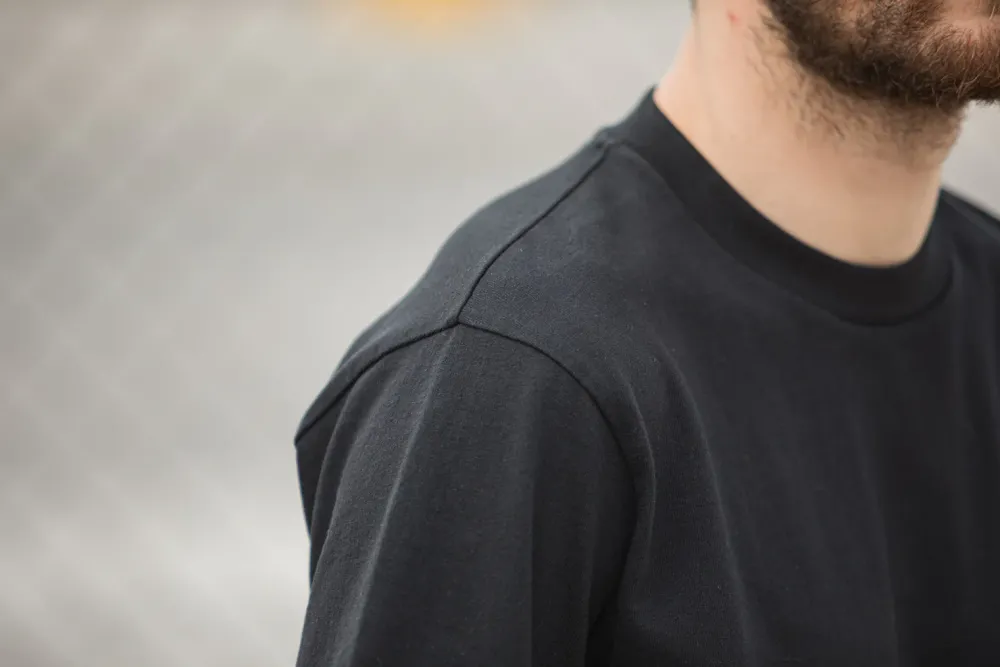 Drapeau Noir T-shirt Confort Noir Online